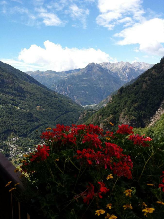 Le Petit Coeur Hotel Fontainemore Екстериор снимка