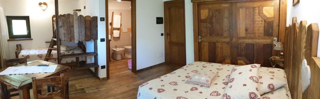 Le Petit Coeur Hotel Fontainemore Екстериор снимка