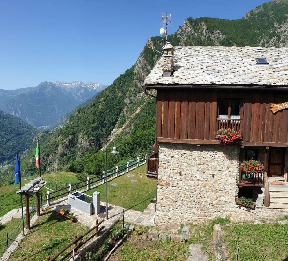 Le Petit Coeur Hotel Fontainemore Екстериор снимка